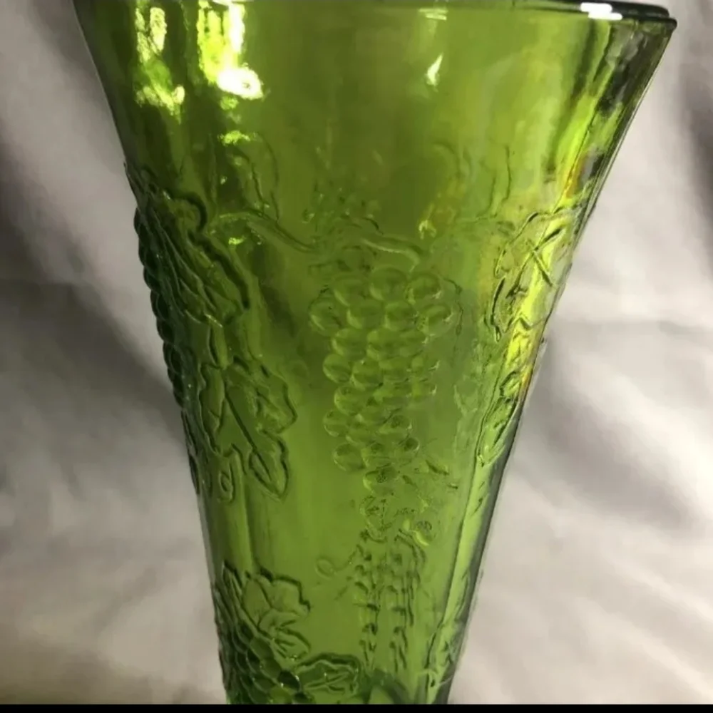 Vintage Indiana Glass Green Tall Vase with Raised Grape Pattern